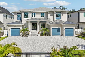- 3013 S West Shore Blvd-S1906-002.jpg