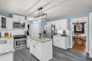 3014 Colony Dr-11