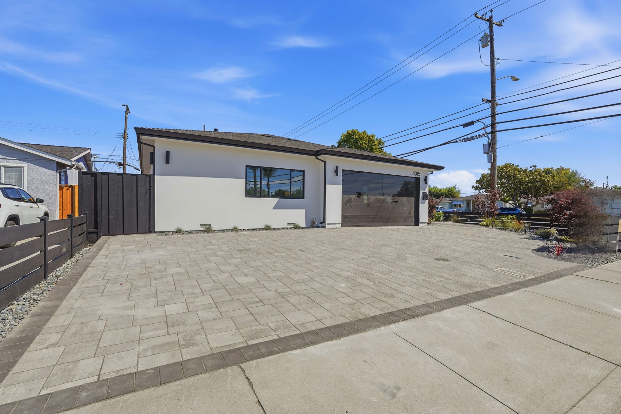 003_F8_3015 Machado Ave