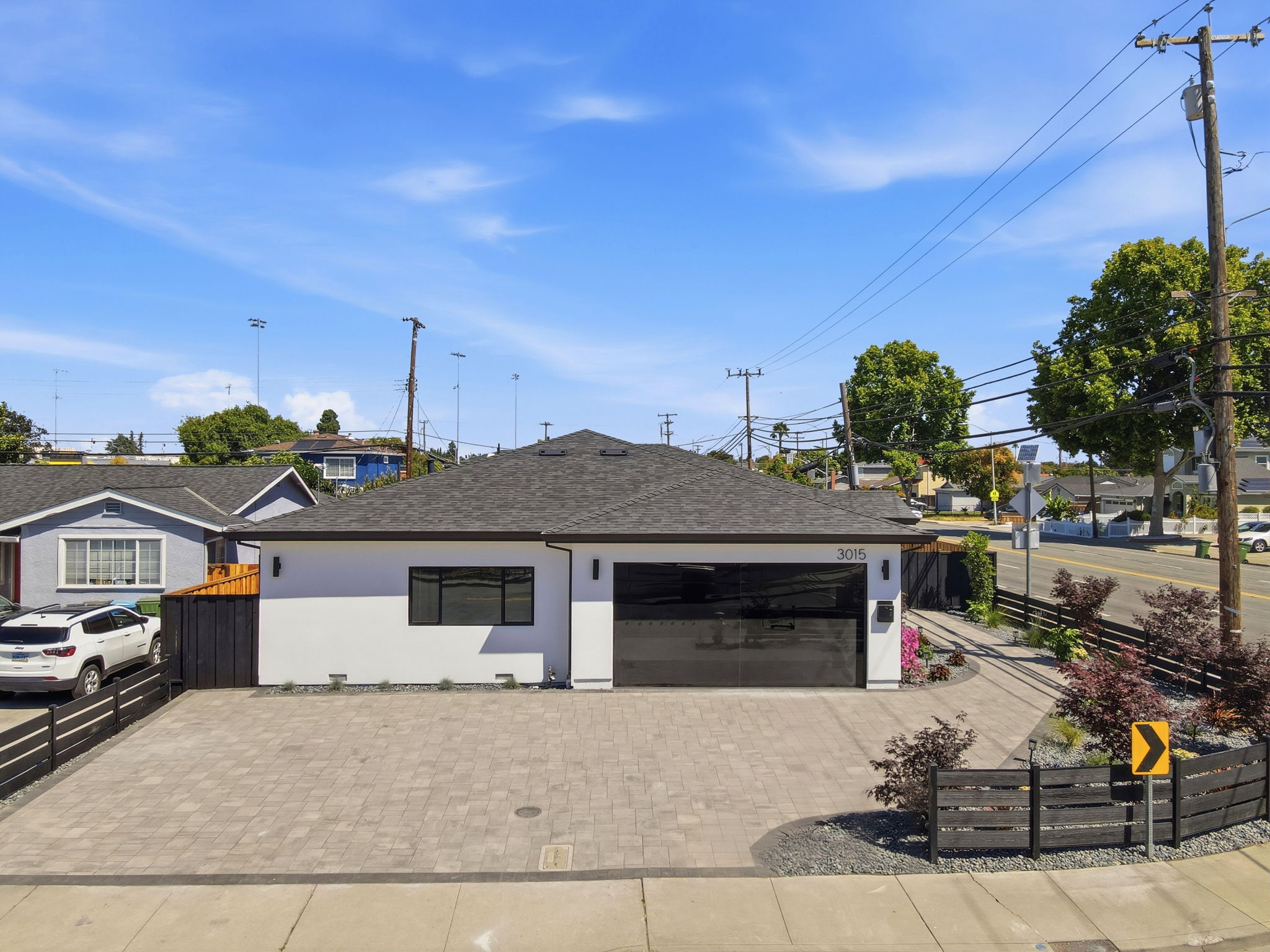 001_F8_AERIAL_3015 Machado Ave