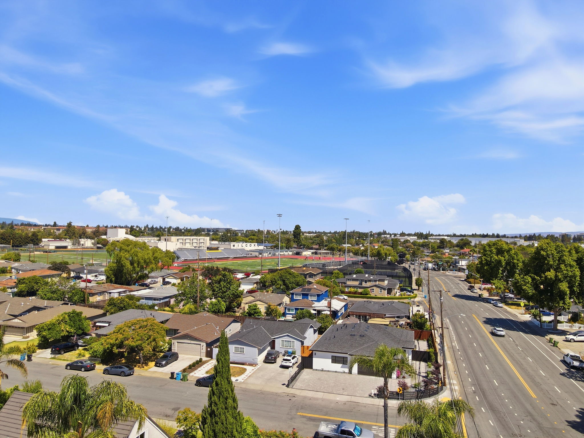 005_F8_AERIAL_3015 Machado Ave