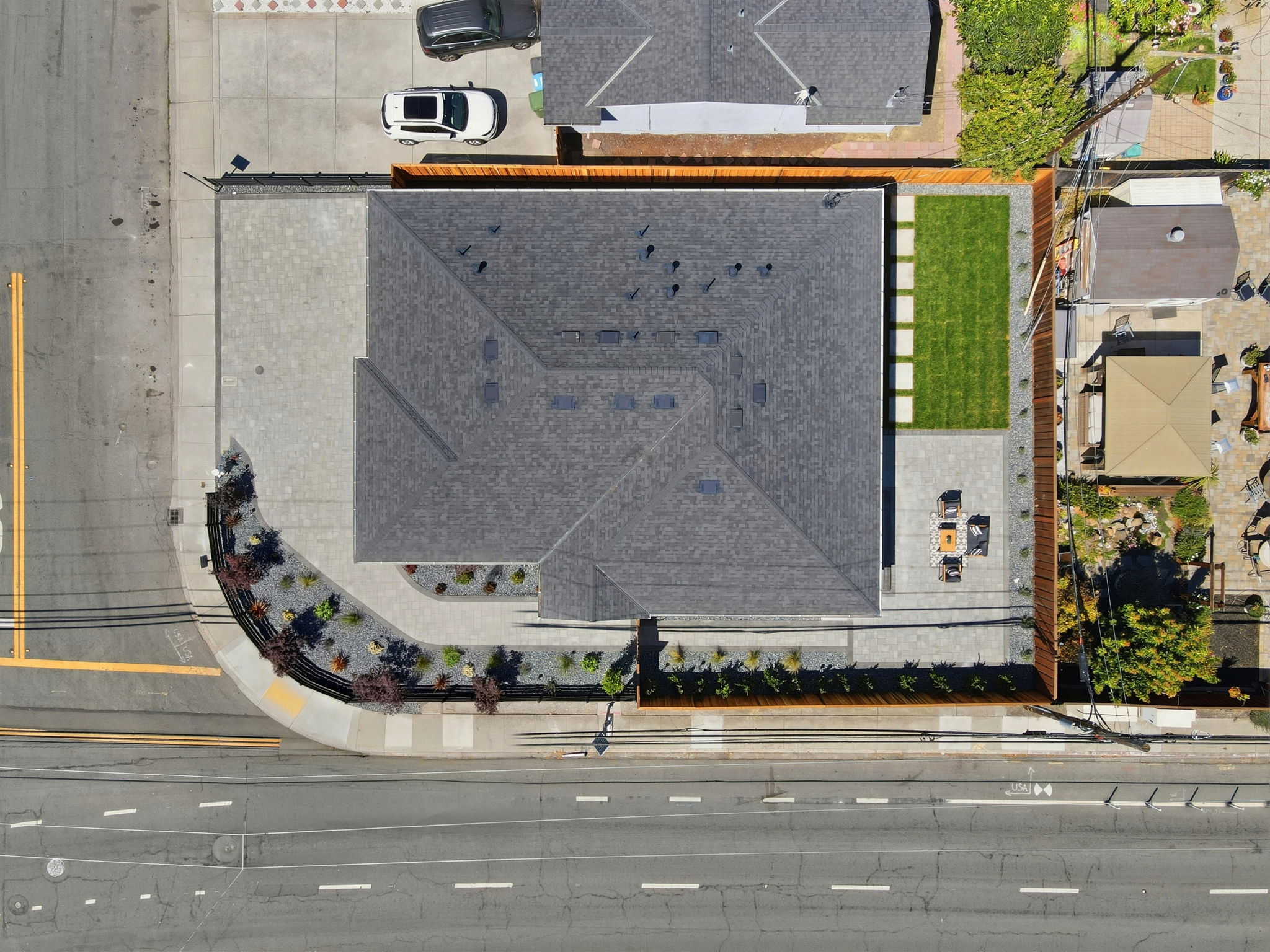 008_F8_AERIAL_3015 Machado Ave