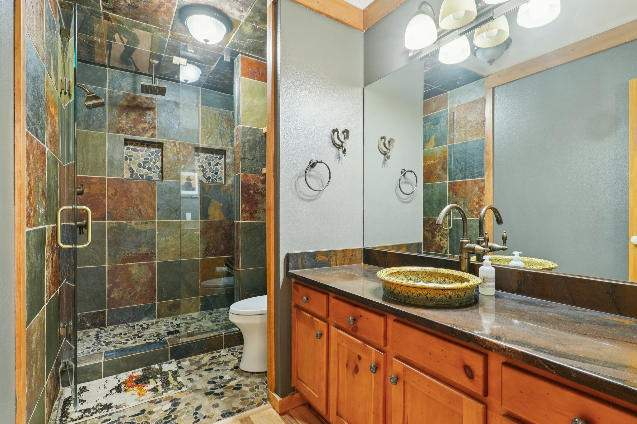 Schilling Ave-S0502-042.jpg