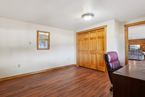 Schilling Ave-S0502-049.jpg