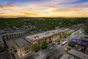 Guadalupe St 206 - VT-002