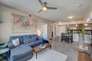 Guadalupe St 206-014