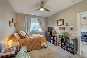 Guadalupe St 206-022