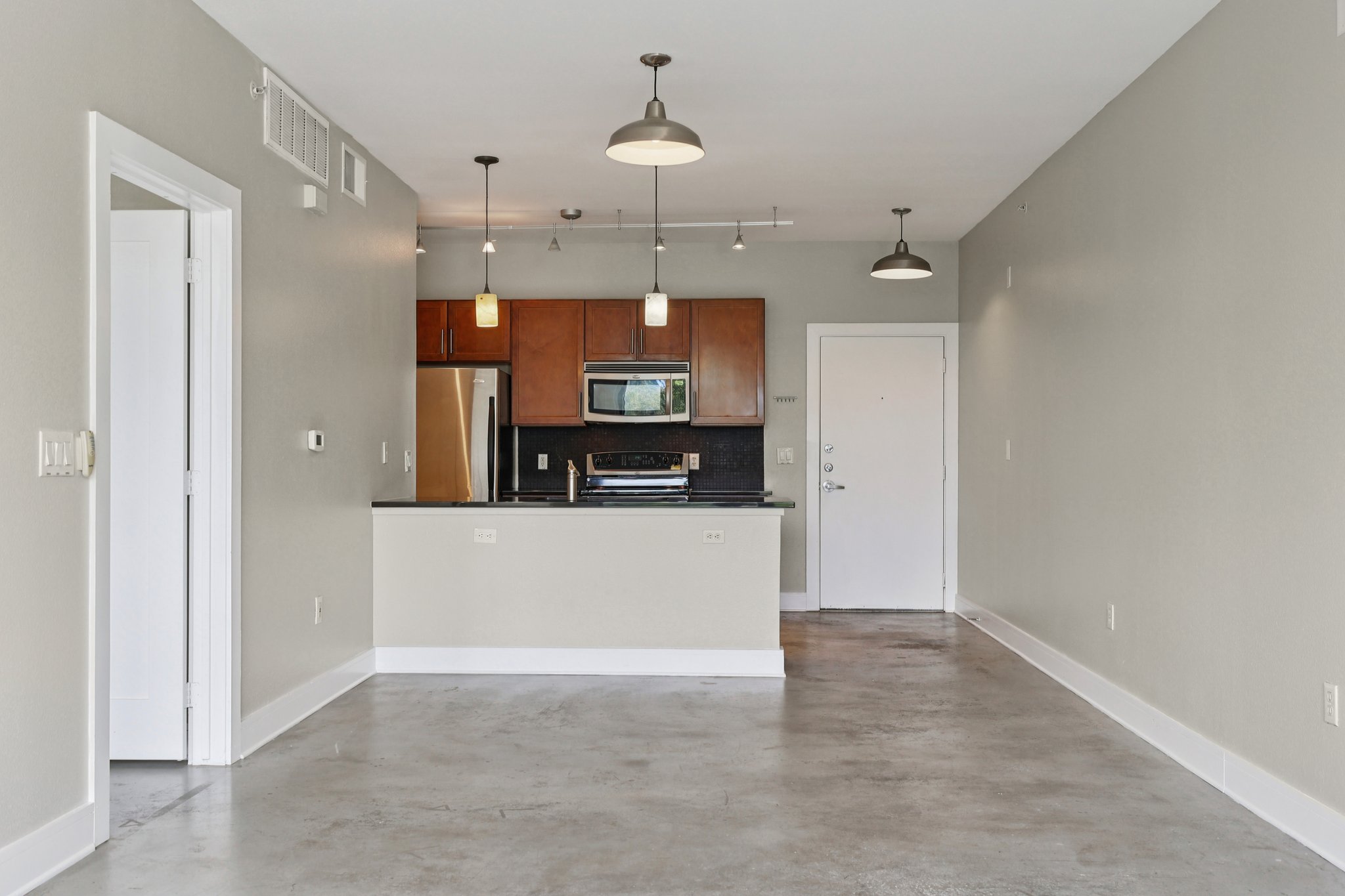 Guadalupe St #211-S0907-011.jpg