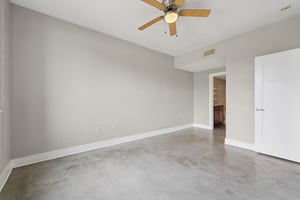 Guadalupe St #211-S0907-021.jpg