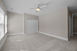  Photo 35