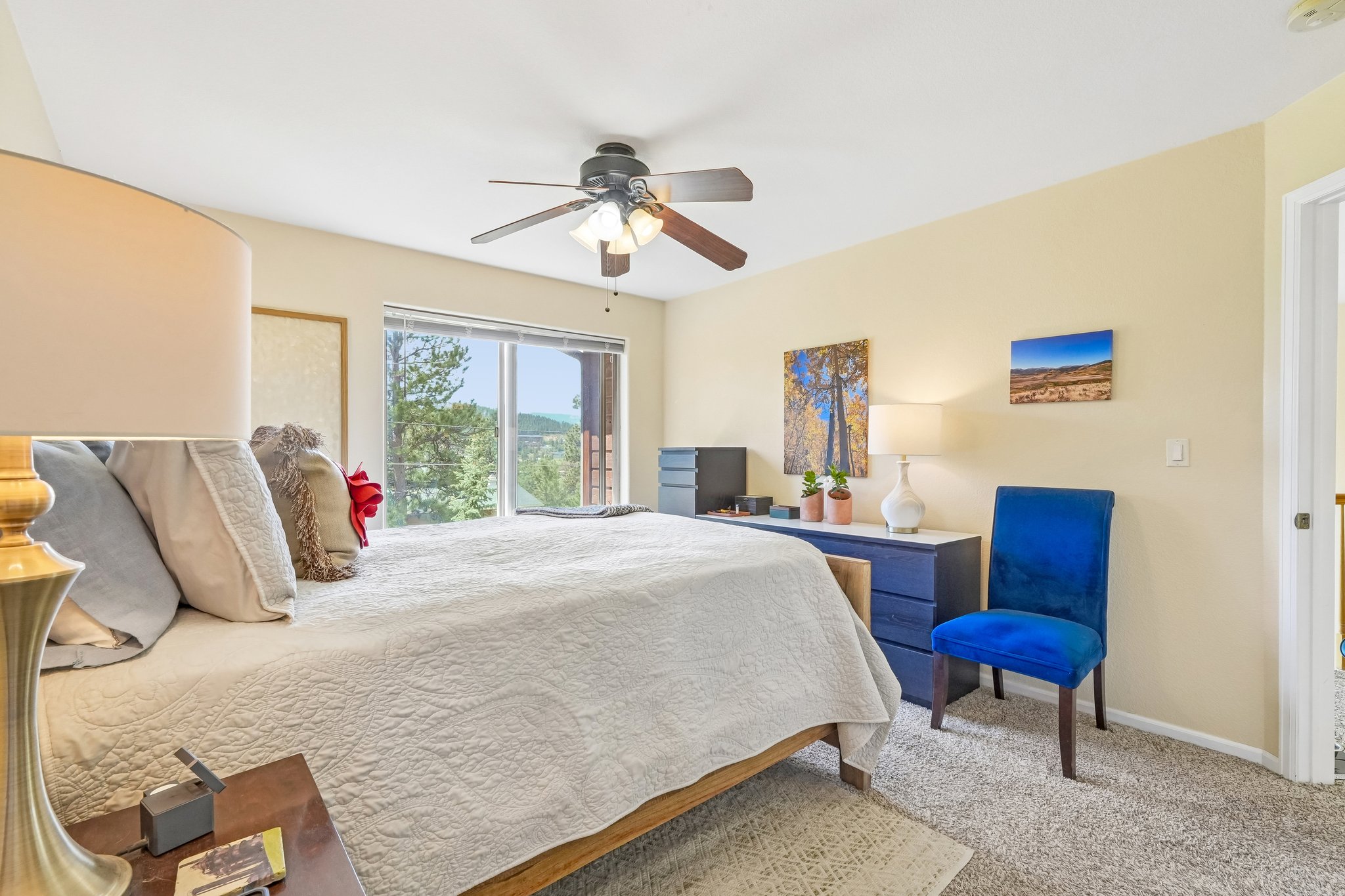 Hilltop Dr-S0206-032.jpg