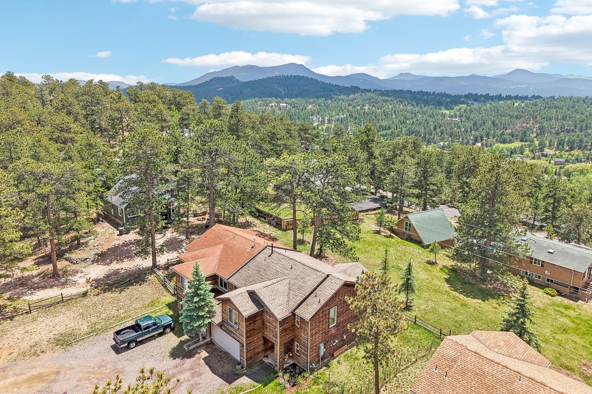 Hilltop Dr-S0206-045.jpg