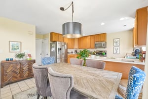 Hilltop Dr-S0206-010.jpg