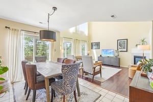 Hilltop Dr-S0206-012.jpg