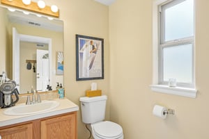 Hilltop Dr-S0206-016.jpg