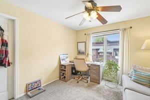 Hilltop Dr-S0206-024.jpg