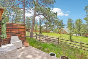 Hilltop Dr-S0206-037.jpg
