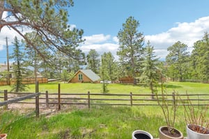 Hilltop Dr-S0206-039.jpg