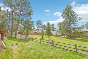 Hilltop Dr-S0206-042.jpg