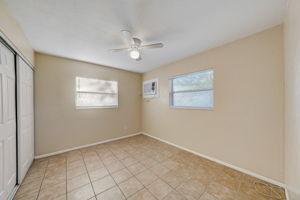 49th St S 1-023