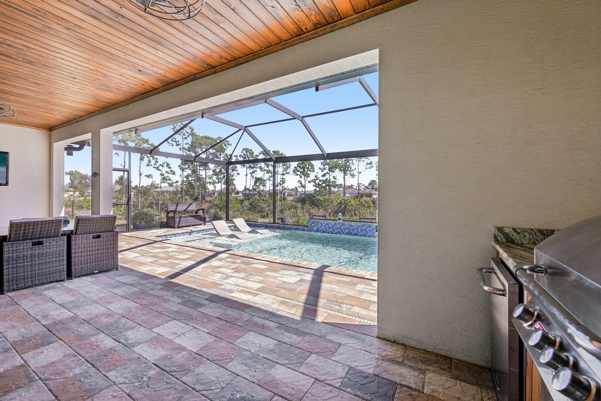 NW 18th Ave-S2702-040r.jpg