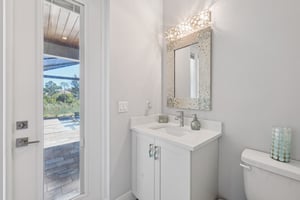 NW 18th Ave-S2702-029r.jpg