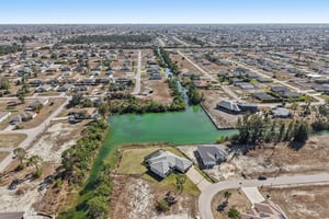 NW 18th Ave-S2702-049r.jpg