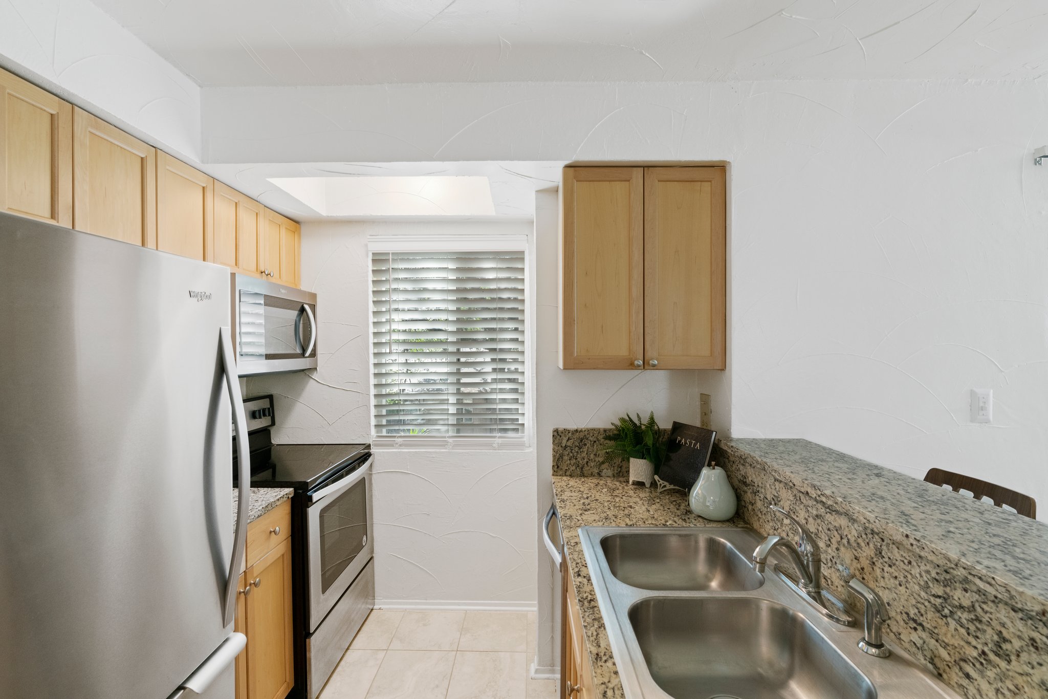 3018 S 1st St, Austin, TX 78704, USA Photo 12