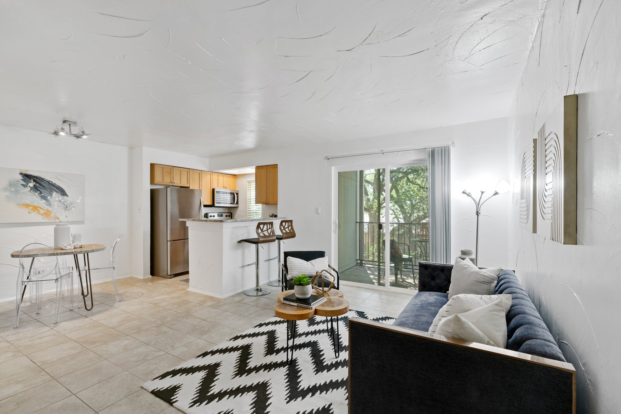 3018 S 1st St, Austin, TX 78704, USA Photo 8