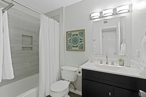 3018 S 1st St, Austin, TX 78704, USA Photo 14