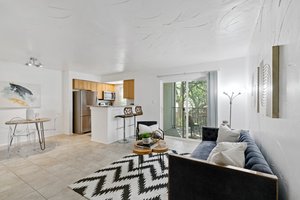 3018 S 1st St, Austin, TX 78704, USA Photo 7