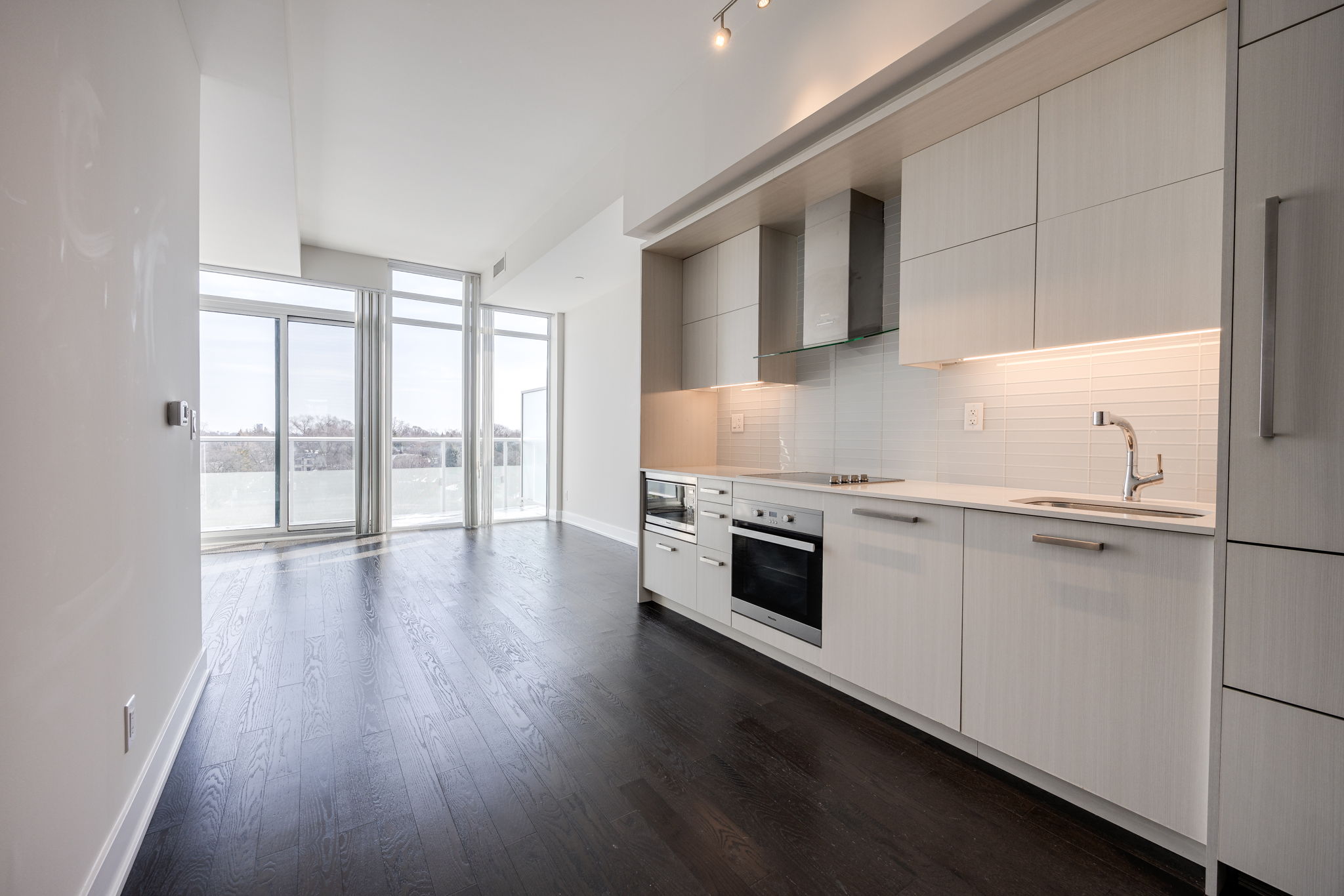 Toronto property showcase — delivered property photograph 10