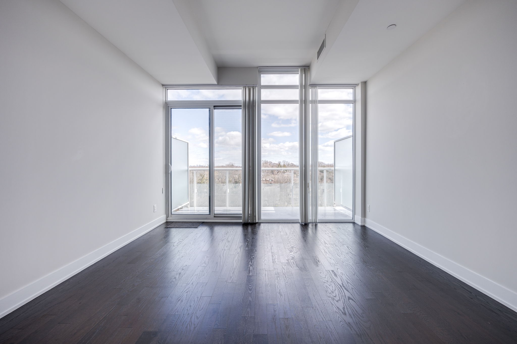 Toronto property showcase — delivered property photograph 15