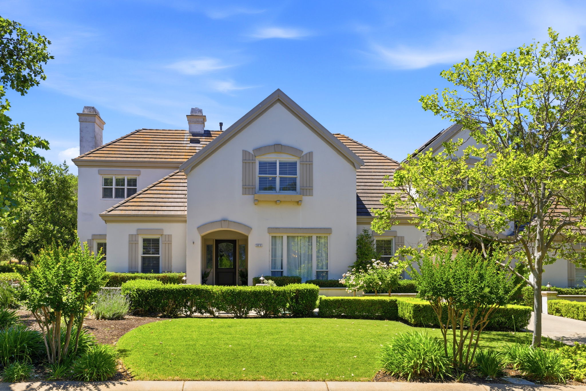 001_F8_3019 E Ruby Hill Dr