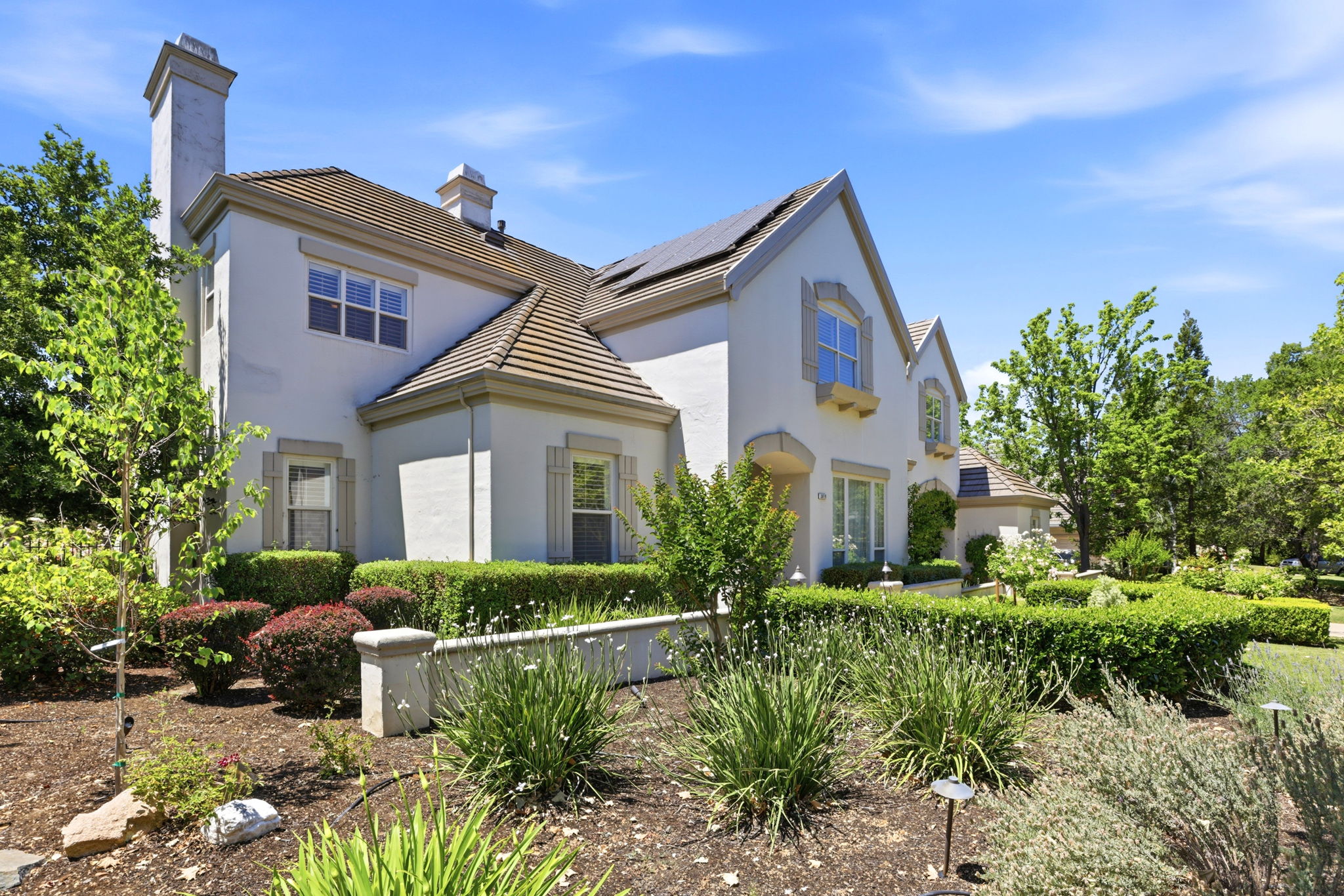 003_F8_3019 E Ruby Hill Dr