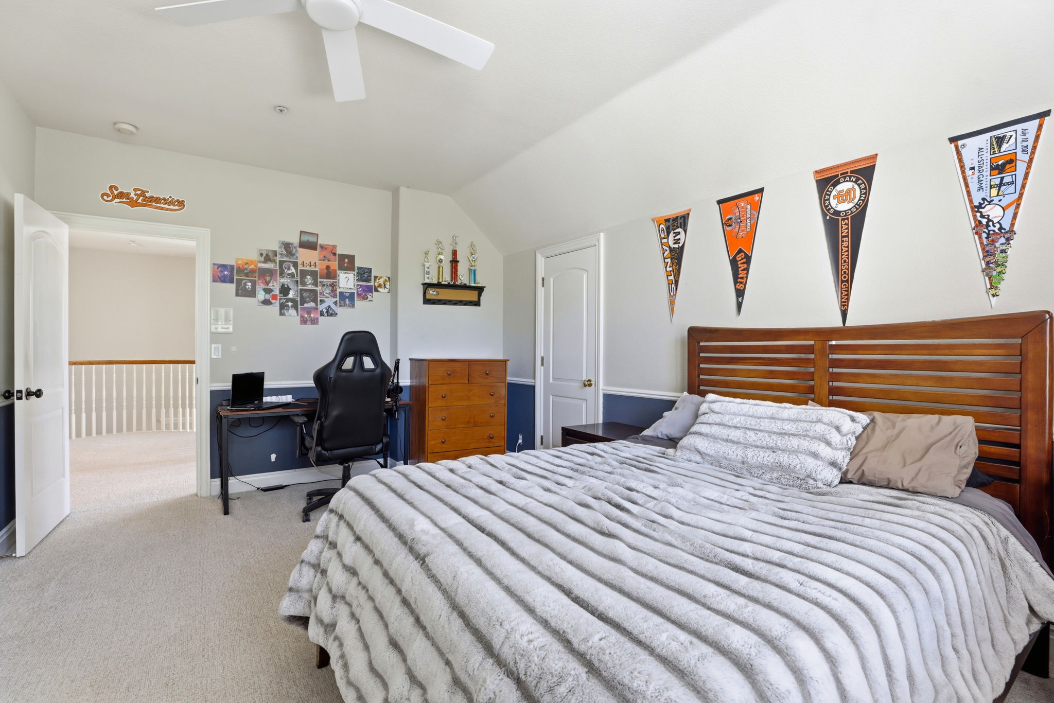 036_F8_3019 E Ruby Hill Dr