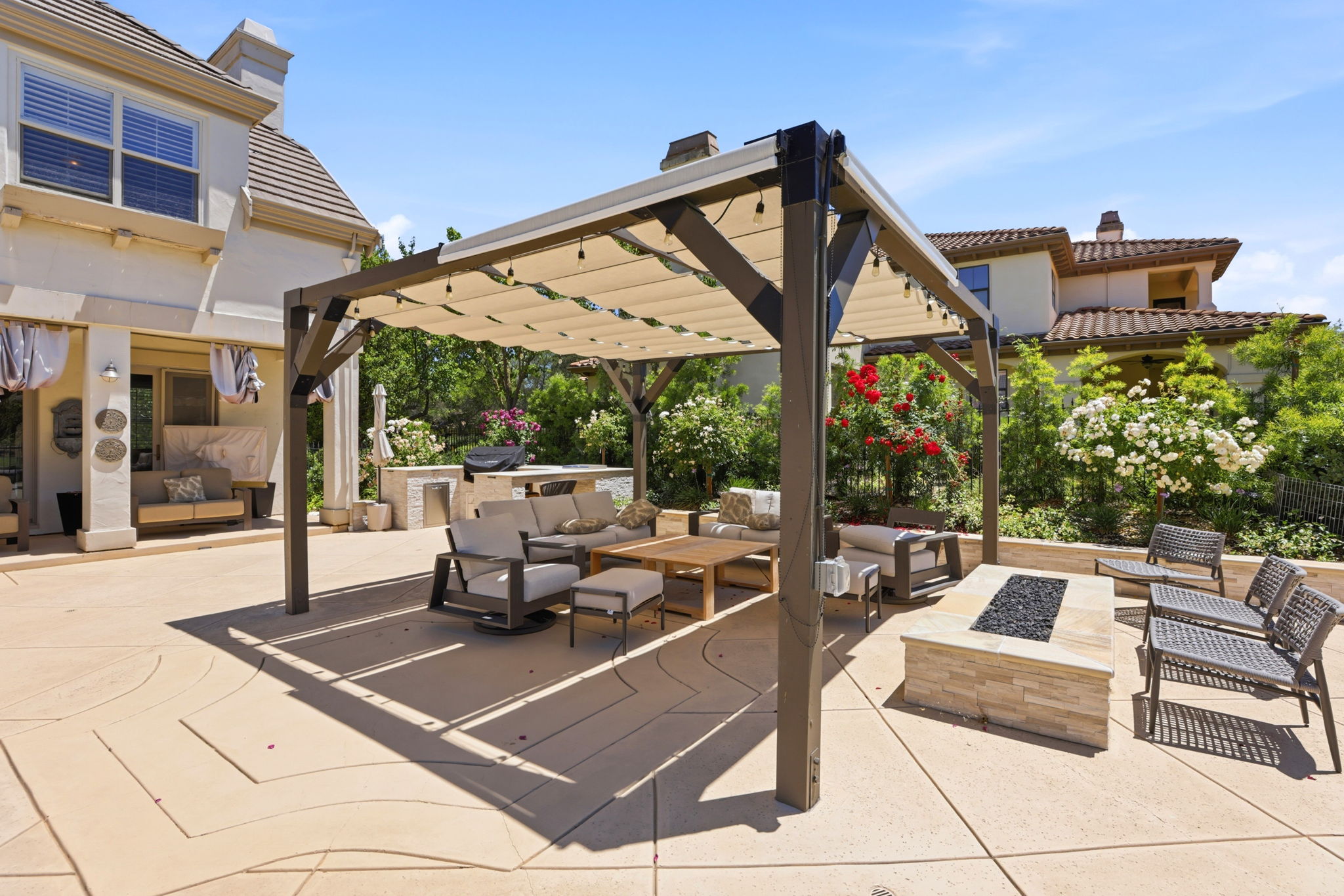 057_F8_3019 E Ruby Hill Dr