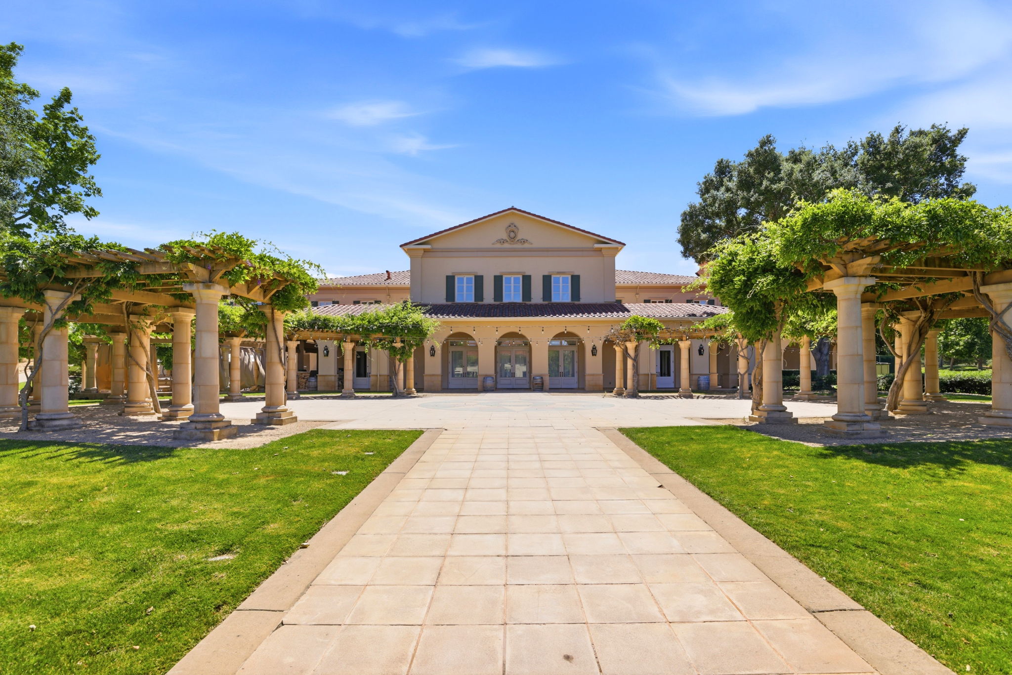 077_F8_3019 E Ruby Hill Dr