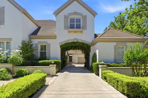 006_F8_3019 E Ruby Hill Dr