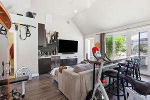 031_F8_3019 E Ruby Hill Dr
