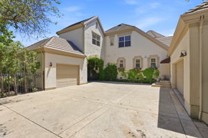 064_F8_3019 E Ruby Hill Dr