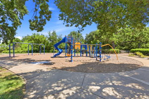 065_F8_3019 E Ruby Hill Dr