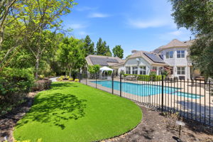 071_F8_3019 E Ruby Hill Dr