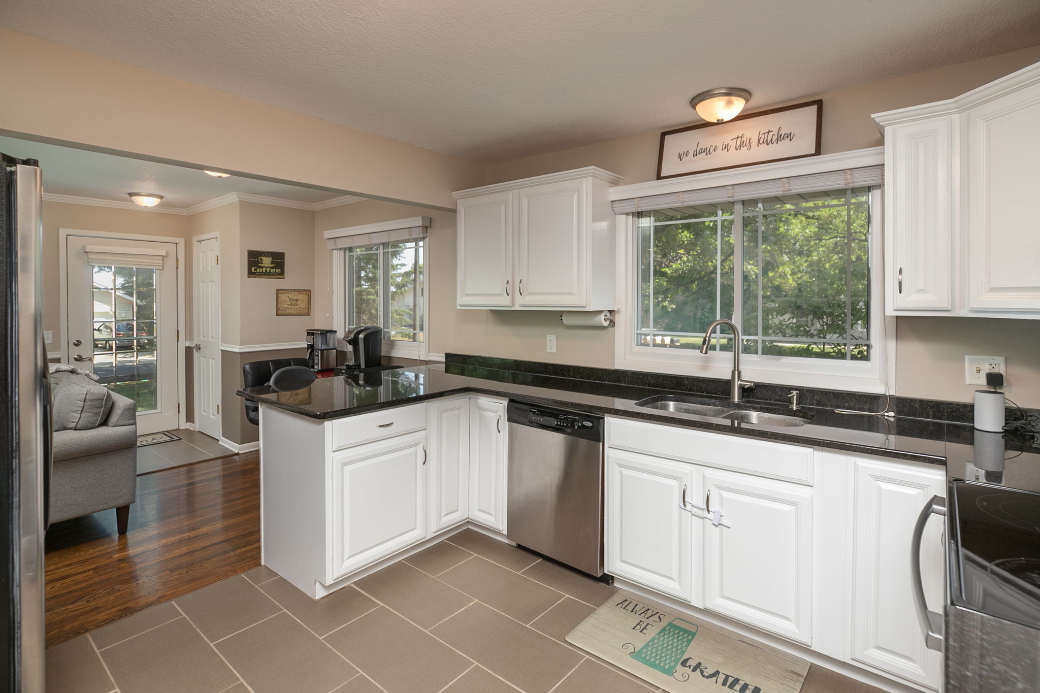 10-Kitchen