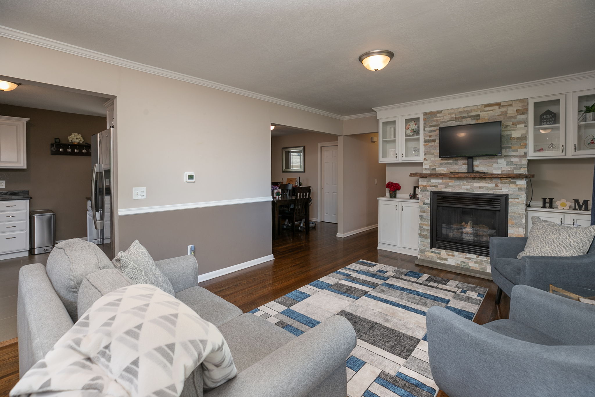 05-Living Room