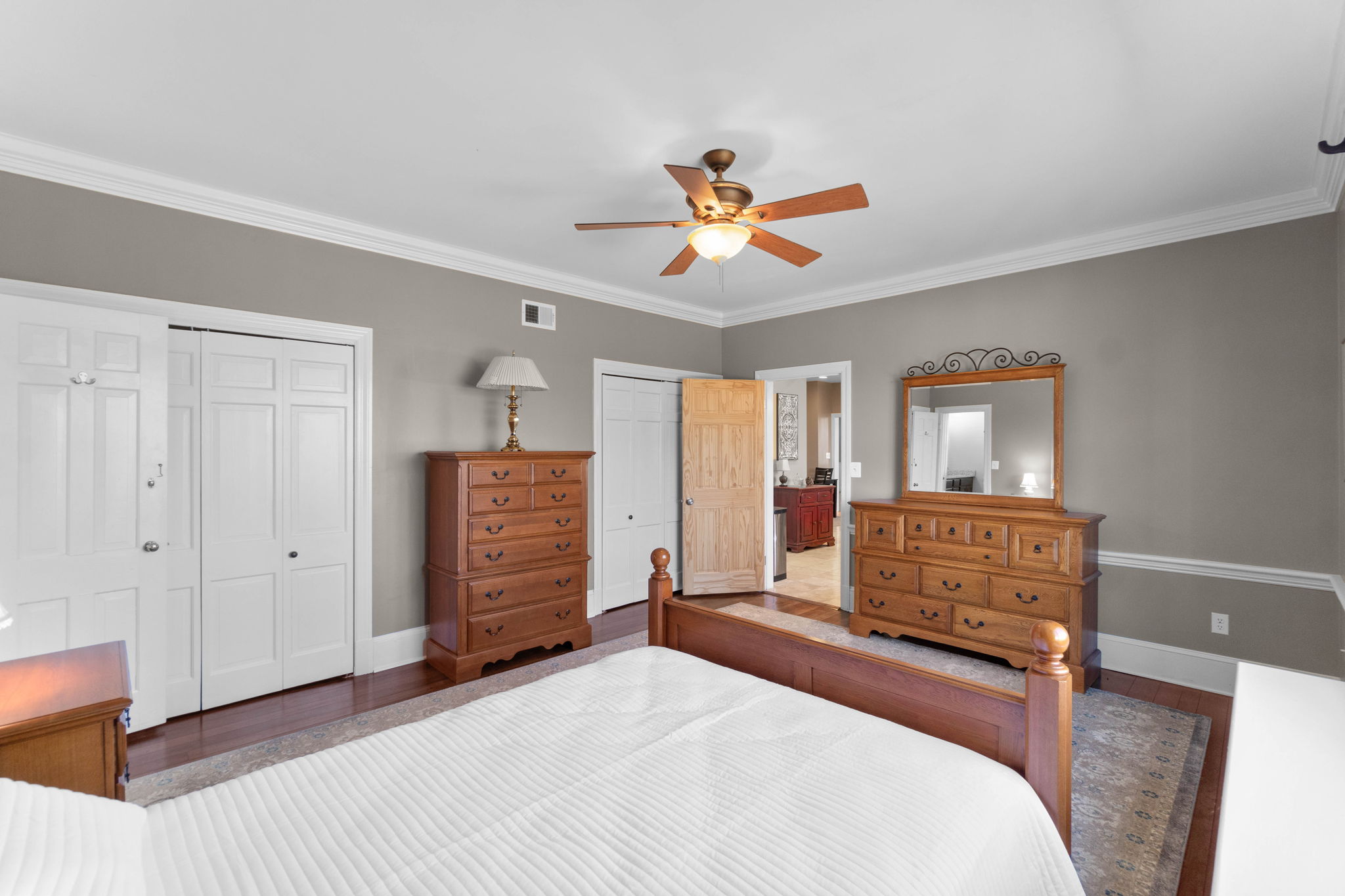 bedroom upper-2