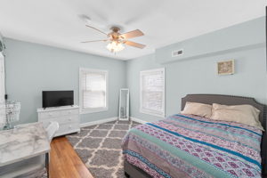 bedroom upper-7