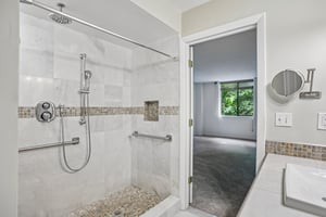 Walk in shower