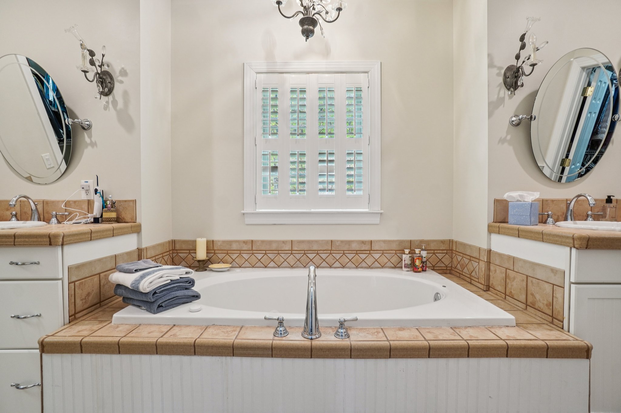 Davy Crockett Dr-S1404-031.jpg