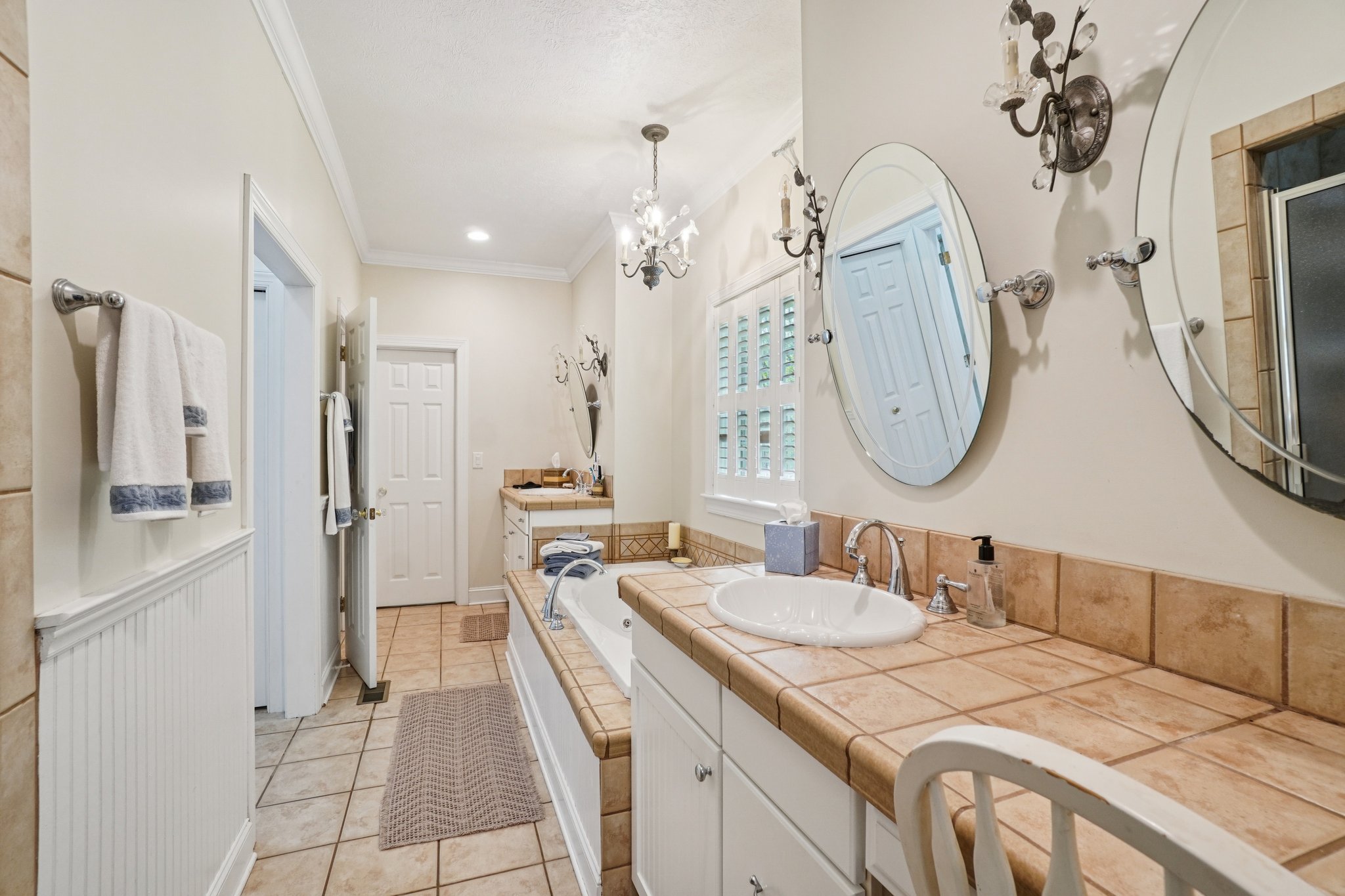 Davy Crockett Dr-S1404-034.jpg